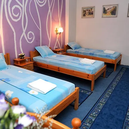 Hotel Family Tangra 3*