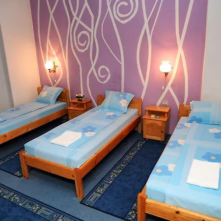Hotel Family Tangra 3*