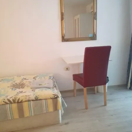 Hotel Family Tangra 3*